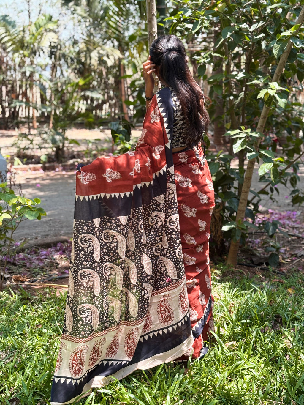 Mulmul cotton saree